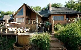 Impodimo Game Lodge